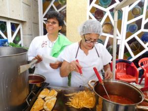 founder Dra Susana Lua Nava with volunteer nurse Rocio