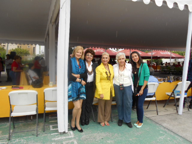 International Day of Older Adults with DIF and INAPAM Directors & amigita Leila